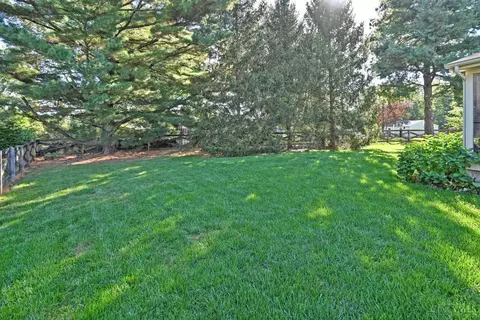 Exterior - 7516 Kingston View Ct, Cincinnati, OH 45255 photo 12 of 19