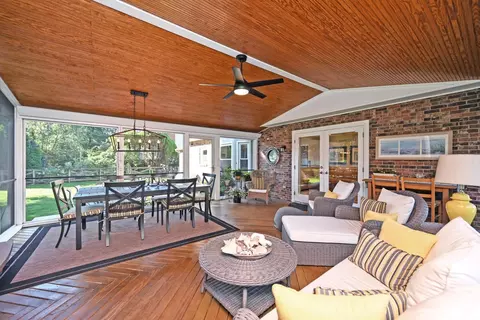 Exterior - 7516 Kingston View Ct, Cincinnati, OH 45255 photo 6 of 19