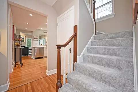 Entry Way - 3460 Custer Ave, Cincinnati, OH 45208 photo 3 of 4