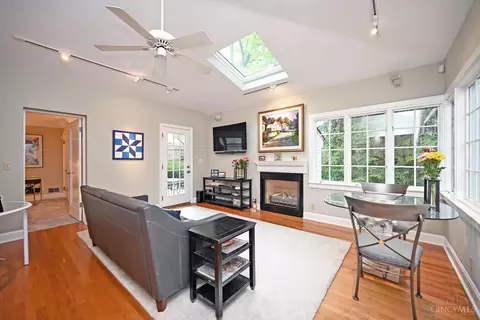 Living - 3460 Custer Ave, Cincinnati, OH 45208 photo 2 of 8