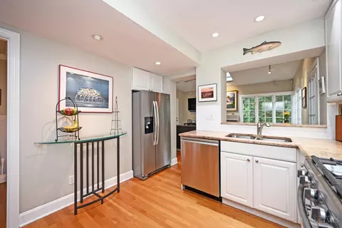 Kitchen - 3460 Custer Ave, Cincinnati, OH 45208 photo 4 of 4