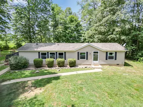 2724 Lucas Rd, Hamersville, OH 45130