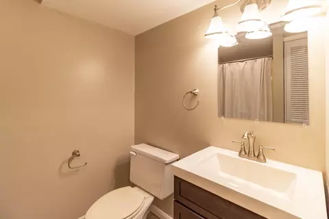 Bath - 11507 Applejack Ct, Cincinnati, OH 45249 photo 6 of 6