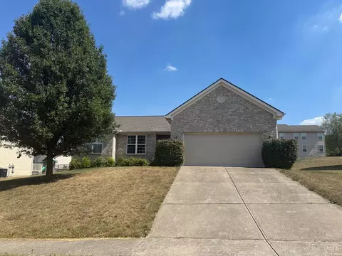 2644 Apex Ct, Hamilton, OH 45011