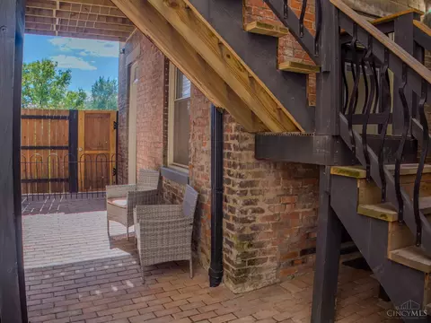 2014 Ohio Ave, Cincinnati, OH 45202 photo 16