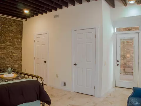 2014 Ohio Ave, Cincinnati, OH 45202 photo 22