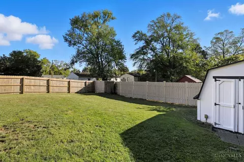 Exterior - 4342 Beechmont Dr, Cincinnati, OH 45244 photo 5 of 6