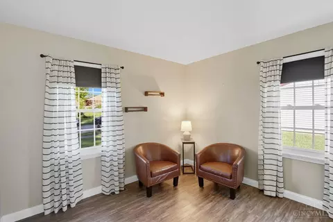 Living - 4342 Beechmont Dr, Cincinnati, OH 45244 photo 1 of 1