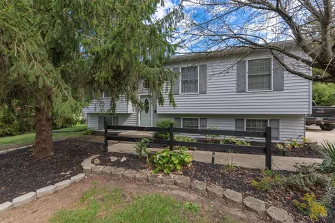Exterior - 205 Ada Doty St, Gratis, OH 45330 photo 10 of 15