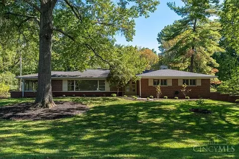 7300 Aracoma Forest Dr, Amberley, OH 45237