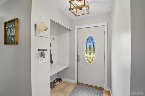 Entry Way - 1119 Oldwick Dr, Reading, OH 45215 photo 1 of 2