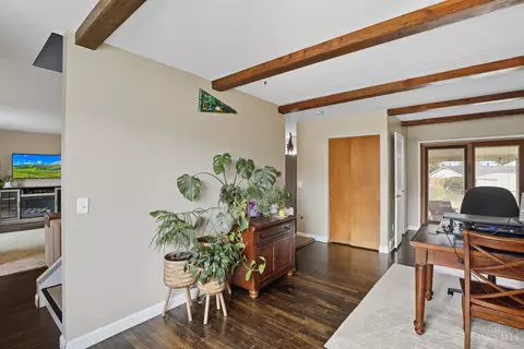 Entry Way - 1119 Oldwick Dr, Reading, OH 45215 photo 2 of 2