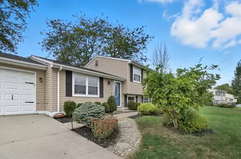 Exterior - 11489 Gravenhurst Dr, Cincinnati, OH 45231 photo 4 of 11