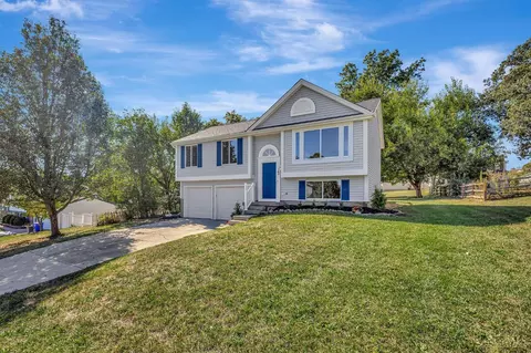 163 Kensington Dr, Hamilton, OH 45013
