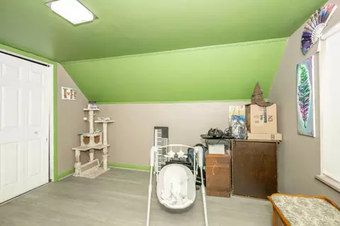Bedroom - 4730 Hardwick Dr, Cincinnati, OH 45238 photo 7 of 8