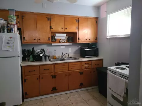 Kitchen - 749 Wilbud Dr, Cincinnati, OH 45205 photo 1 of 1