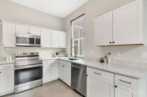 Kitchen - 1605 Ruth Ave, Cincinnati, OH 45207 photo 2 of 3