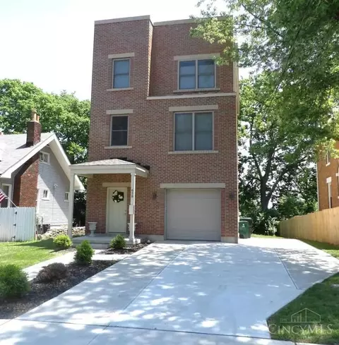 658 Hawthorne Ave, Cincinnati, OH 45205