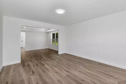 Living - 2161 Crest Rd, Forest Park, OH 45240 photo 3 of 9