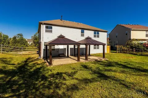 Exterior - 2161 Crest Rd, Forest Park, OH 45240 photo 4 of 9