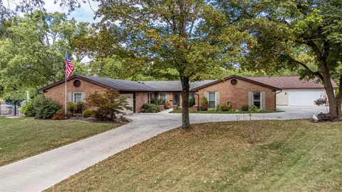 7006 Cedar Pines Ct, Washington Township, OH 45459