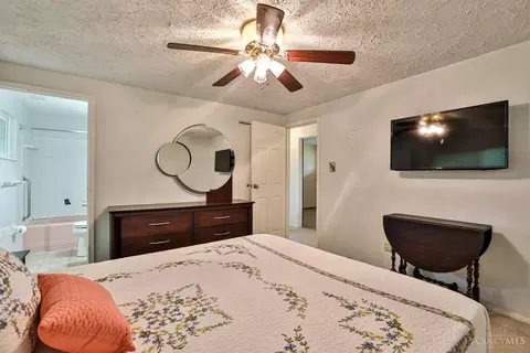 Bedroom - 9095 Heather Dr, Centerville, OH 45458 photo 2 of 6