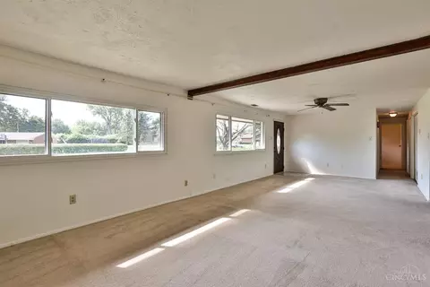 Living - 9095 Heather Dr, Centerville, OH 45458 photo 3 of 6