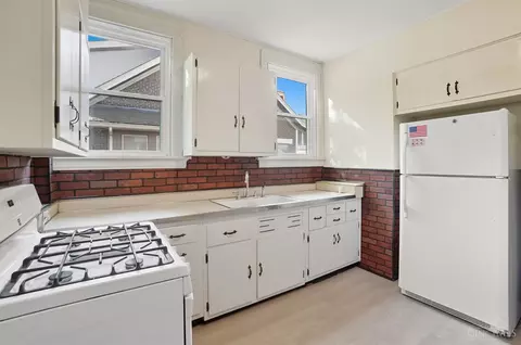 Kitchen - 3017 Hull Ave, Cincinnati, OH 45211 photo 4 of 4