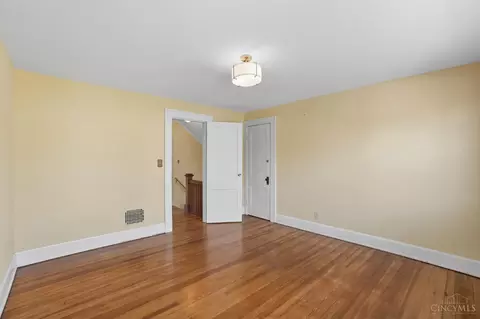 Bedroom - 3017 Hull Ave, Cincinnati, OH 45211 photo 3 of 7