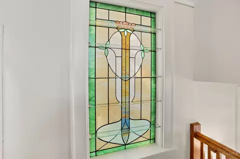 Entry Way - 3017 Hull Ave, Cincinnati, OH 45211 photo 5 of 7
