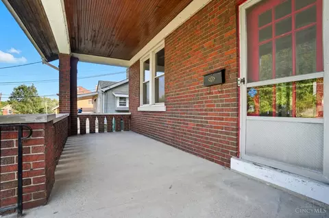 Exterior - 3017 Hull Ave, Cincinnati, OH 45211 photo 4 of 8