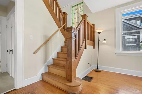 Entry Way - 3017 Hull Ave, Cincinnati, OH 45211 photo 3 of 7