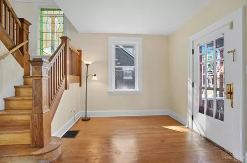 Entry Way - 3017 Hull Ave, Cincinnati, OH 45211 photo 2 of 7