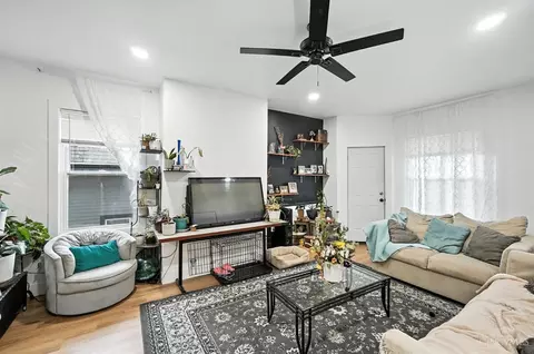 Living - 844 Windham Ave, Cincinnati, OH 45229 photo 1 of 3