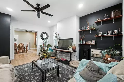 Living - 844 Windham Ave, Cincinnati, OH 45229 photo 3 of 3