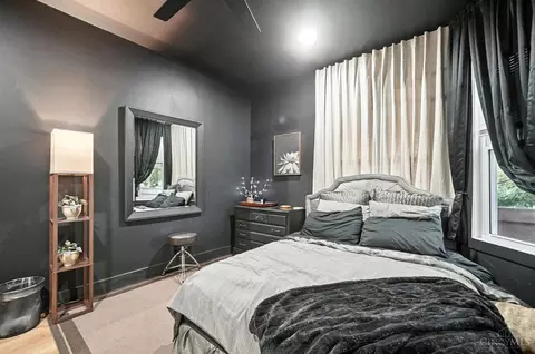 Bedroom - 844 Windham Ave, Cincinnati, OH 45229 photo 6 of 11