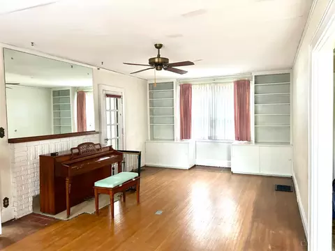 3935 Warwick Ave, Cincinnati, OH 45229 photo 4