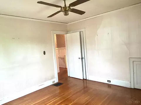 3935 Warwick Ave, Cincinnati, OH 45229 photo 23