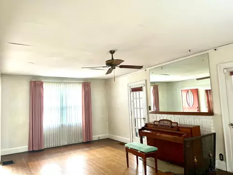 3935 Warwick Ave, Cincinnati, OH 45229 photo 5