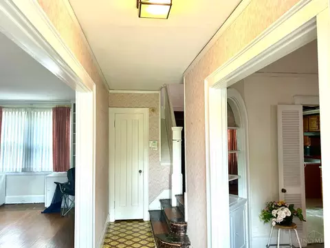 3935 Warwick Ave, Cincinnati, OH 45229 photo 8
