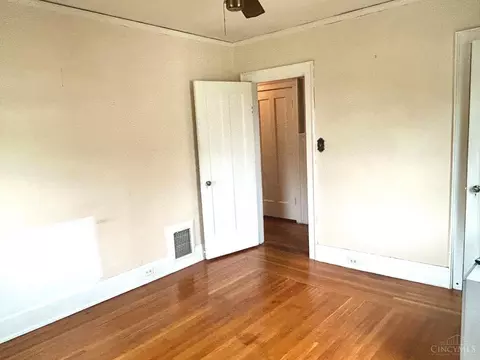 3935 Warwick Ave, Cincinnati, OH 45229 photo 21