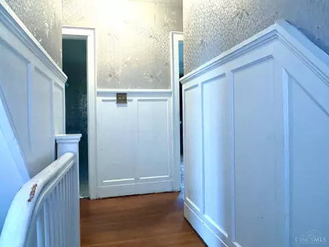 3935 Warwick Ave, Cincinnati, OH 45229 photo 18