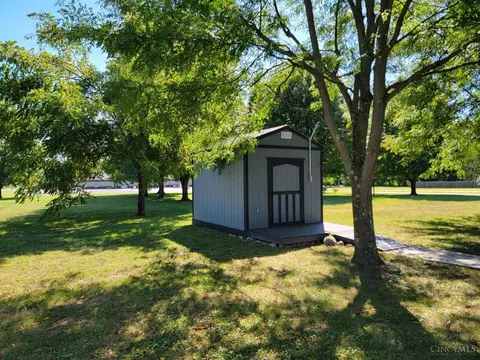 422 Eastern Ave, Sunman, IN 47041 photo 4
