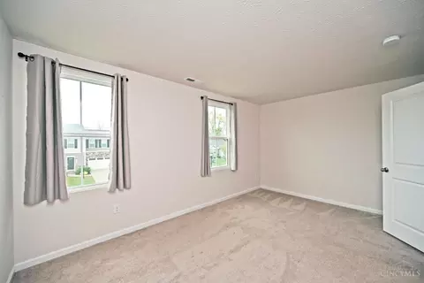 Bedroom - 5669 Julia Kate Dr, Morrow, OH 45152 photo 11 of 13