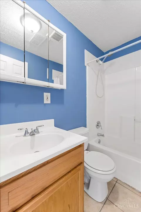 Bath - 714 Harrison St, Felicity, OH 45120 photo 1 of 3