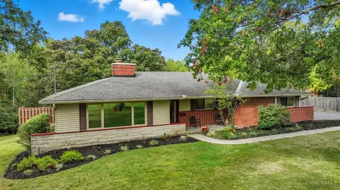 5900 Donjoy Dr, Blue Ash, OH 45242