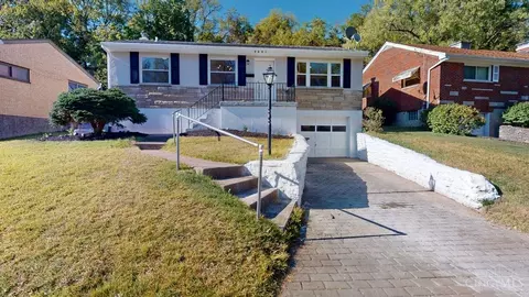 2691 Westbrook Dr, Cincinnati, OH 45211