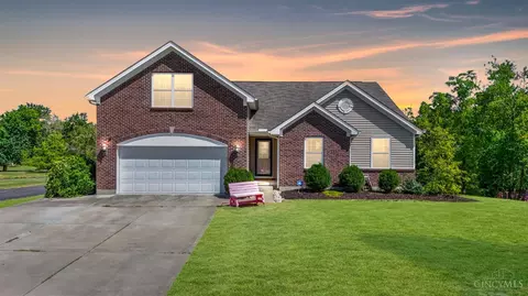 404 Brookhurst Dr, Monroe, OH 45050