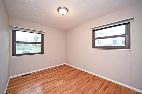 702 Levitt Pl, Cincinnati, OH 45245 photo 32