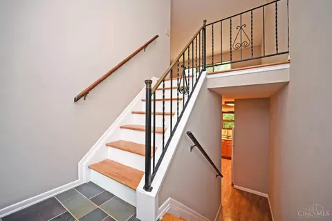 702 Levitt Pl, Cincinnati, OH 45245 photo 6